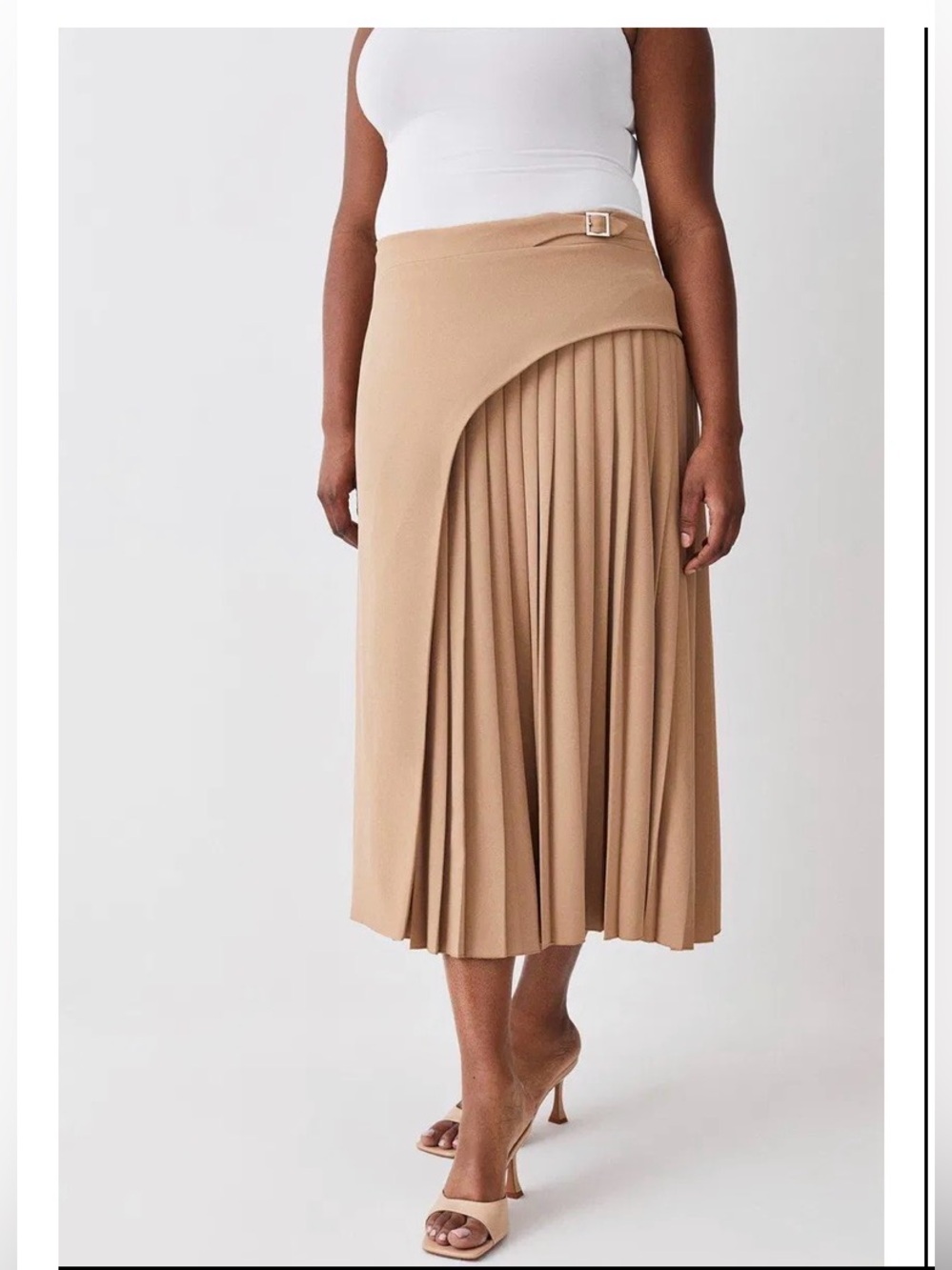 Karen Millen Petite Buckle Pleated Midi Skirt size 2 women’s Tailored camel